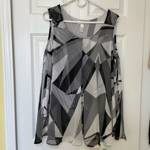 Dressbarn Black and White Asymmetrical Graphic Blouse